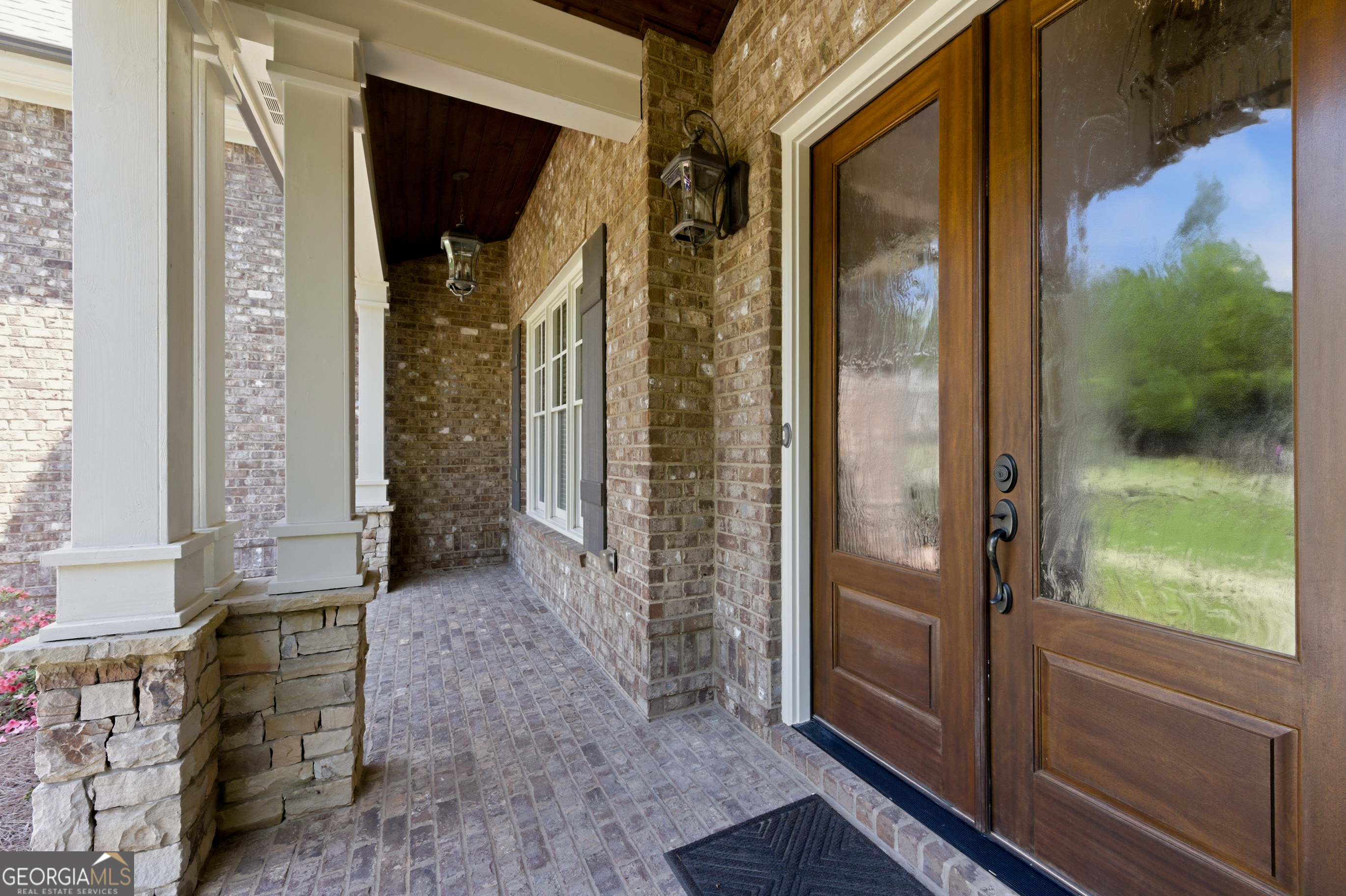 1087 Bream DR