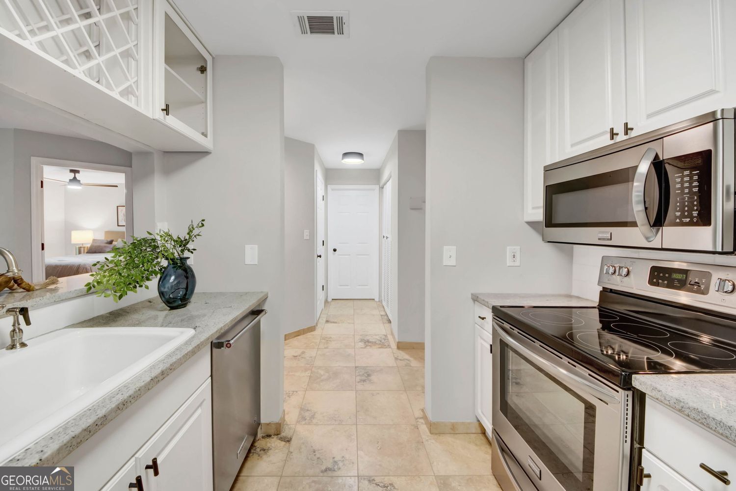 3655 Habersham RD NE B141