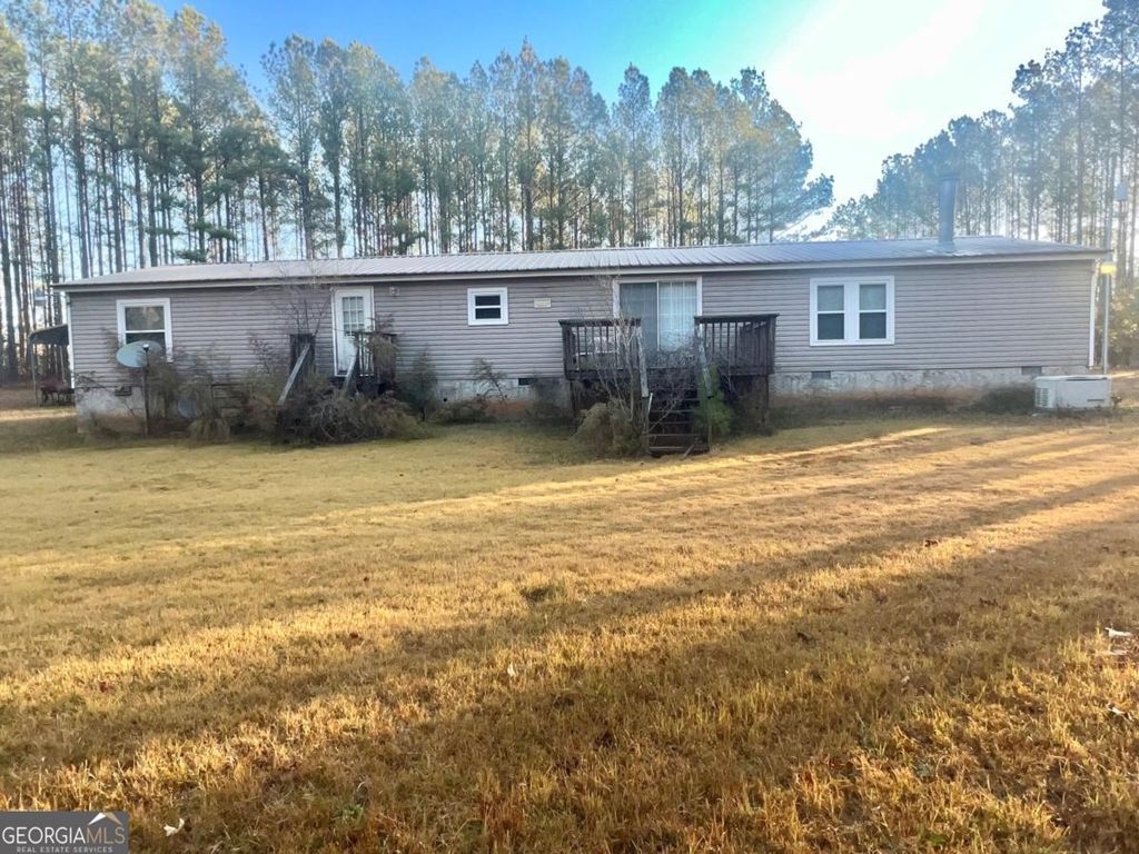 Photo of 882 Caldwell Road, Gay, GA 30218 (MLS # 10666735)