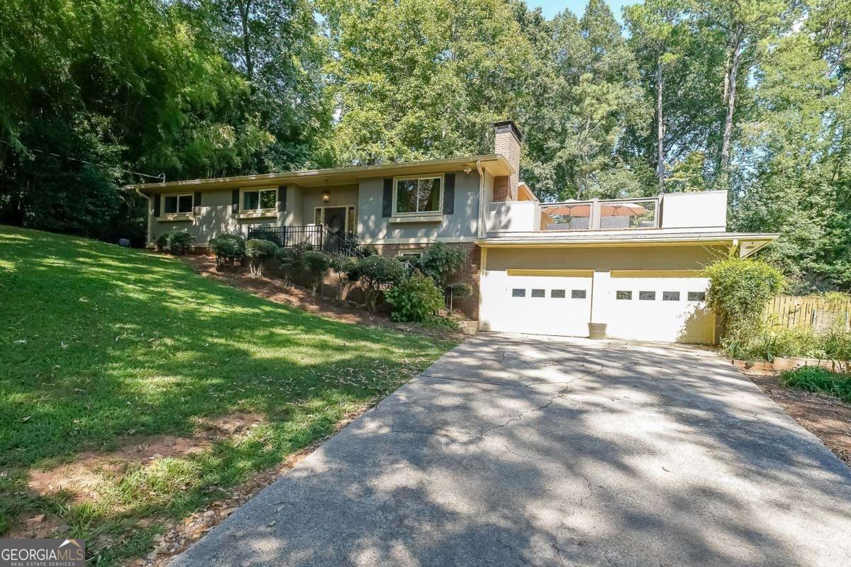 Burnt Hickory Hills - Residential