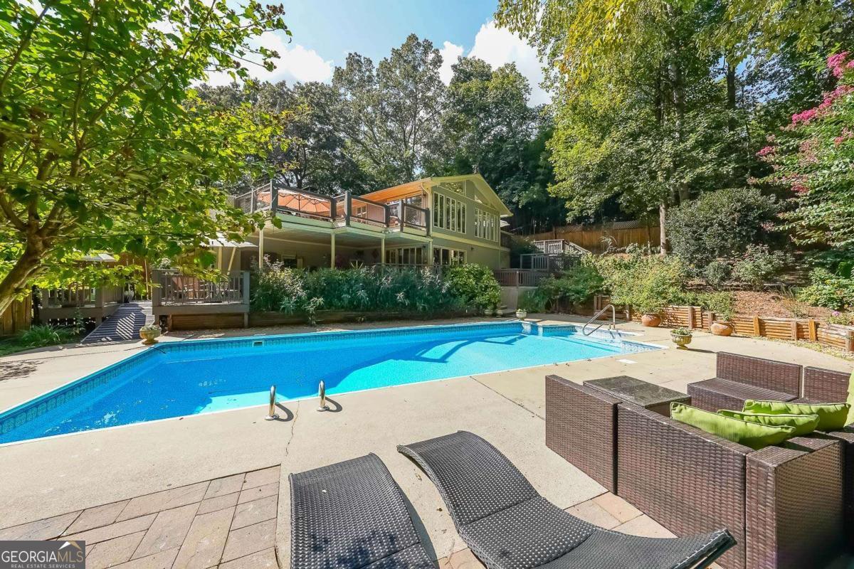 Burnt Hickory Hills - Residential