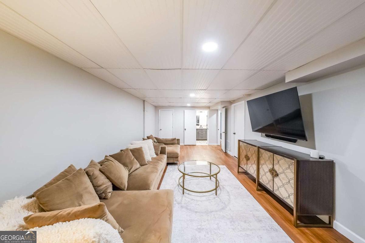 Burnt Hickory Hills - Residential