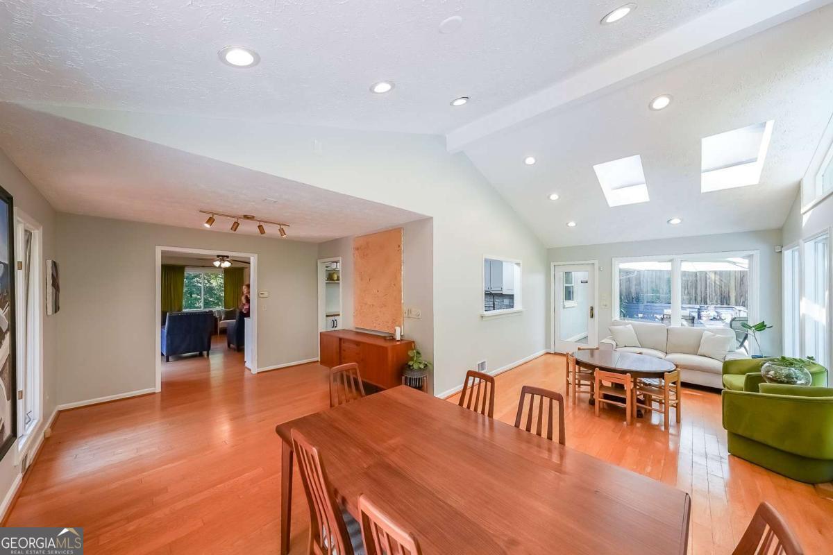 Burnt Hickory Hills - Residential