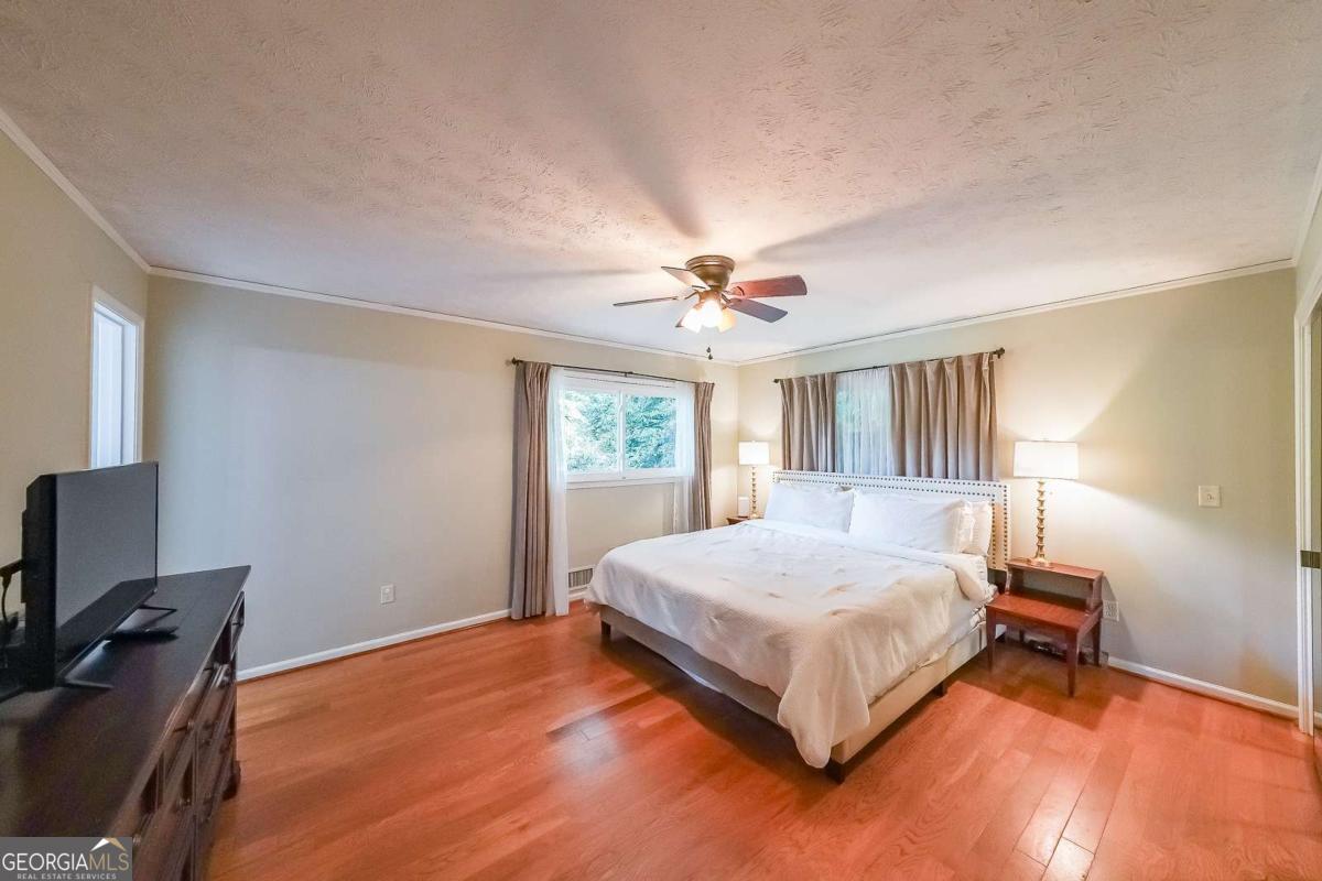 Burnt Hickory Hills - Residential