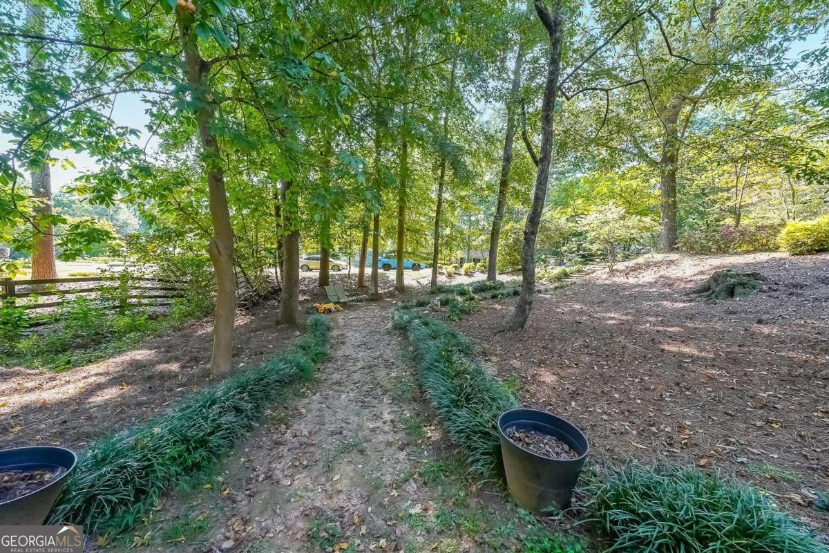 Burnt Hickory Hills - Residential