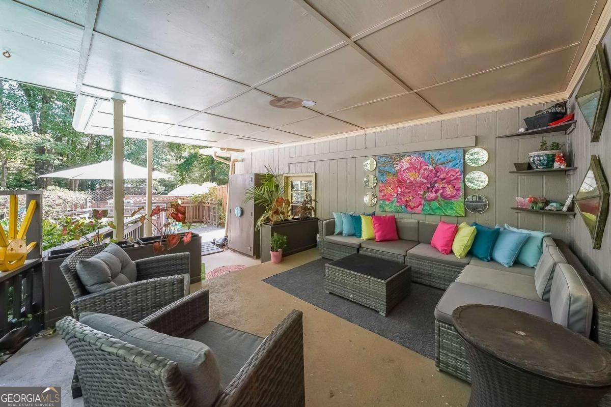 Burnt Hickory Hills - Residential