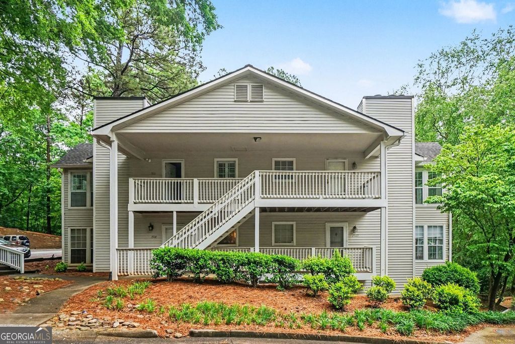 Photo of 1509 Gettysburg Place, Sandy Springs, GA 30350 (MLS # 10754684)