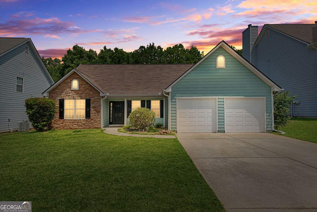 Photo of 530 Firethorn Ct, Villa Rica, GA 30180 (MLS # 10815112)