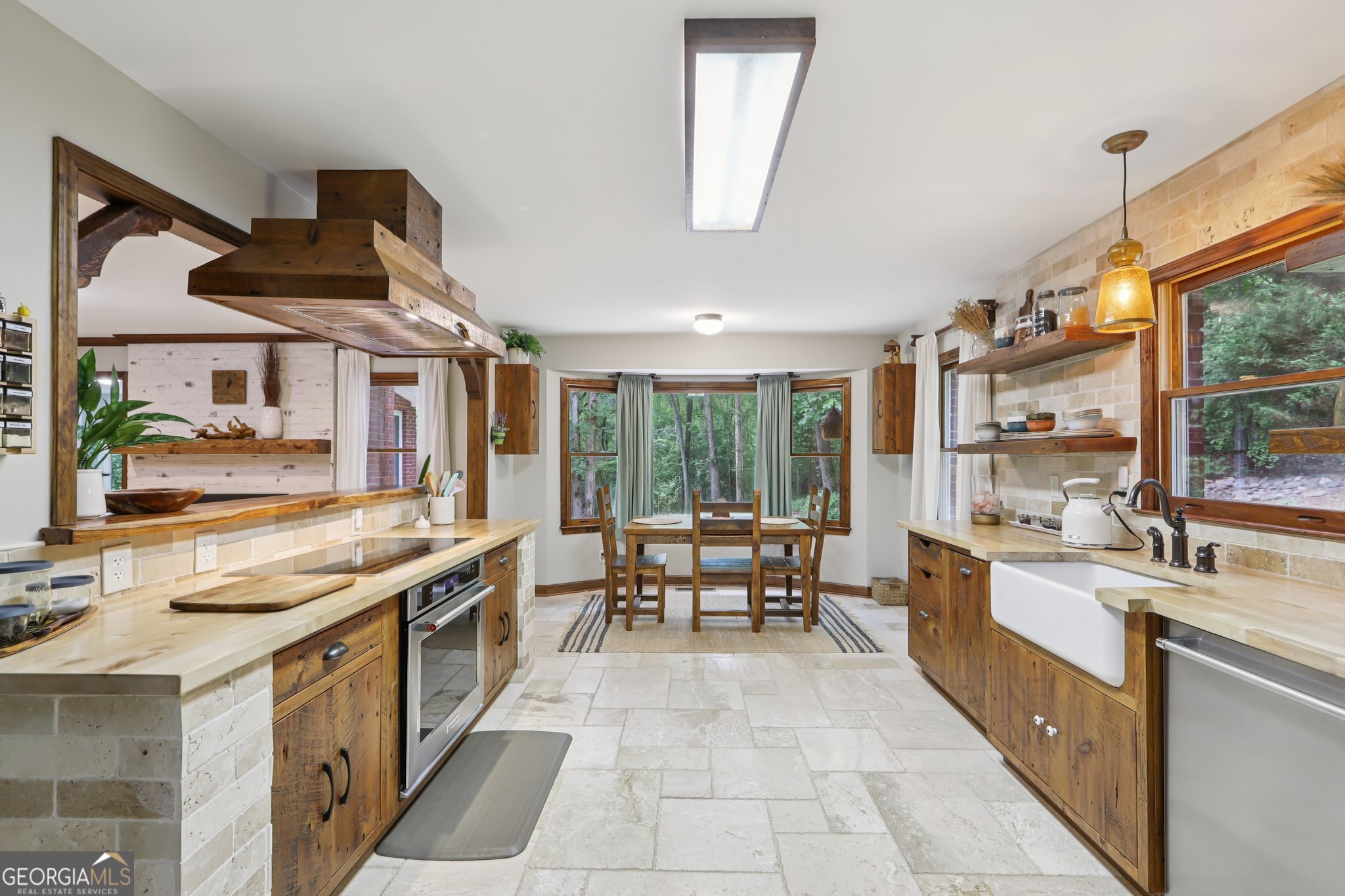 150 Gill LN