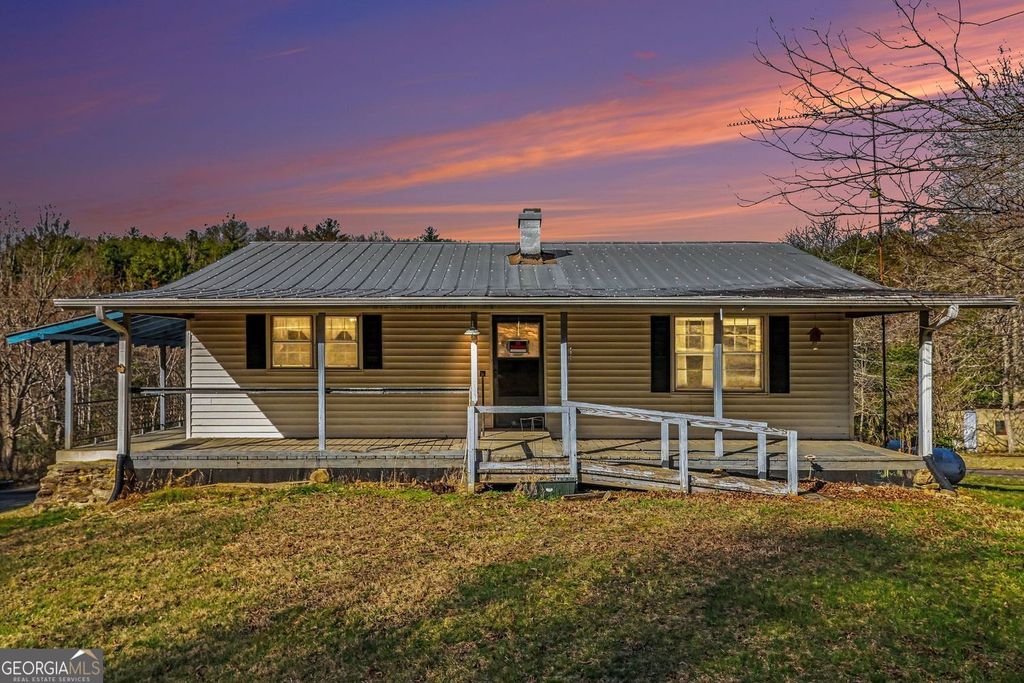 Photo of 595 Wildlife Trail, Morganton, GA 30560 (MLS # 10710441)