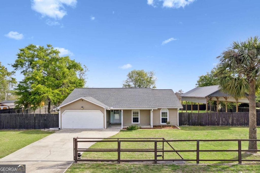 Photo of 195 Windsor Circle, Woodbine, GA 31569 (MLS # 10732057)