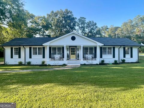 4181 A&B Floyd ST NE Covington GA 30014