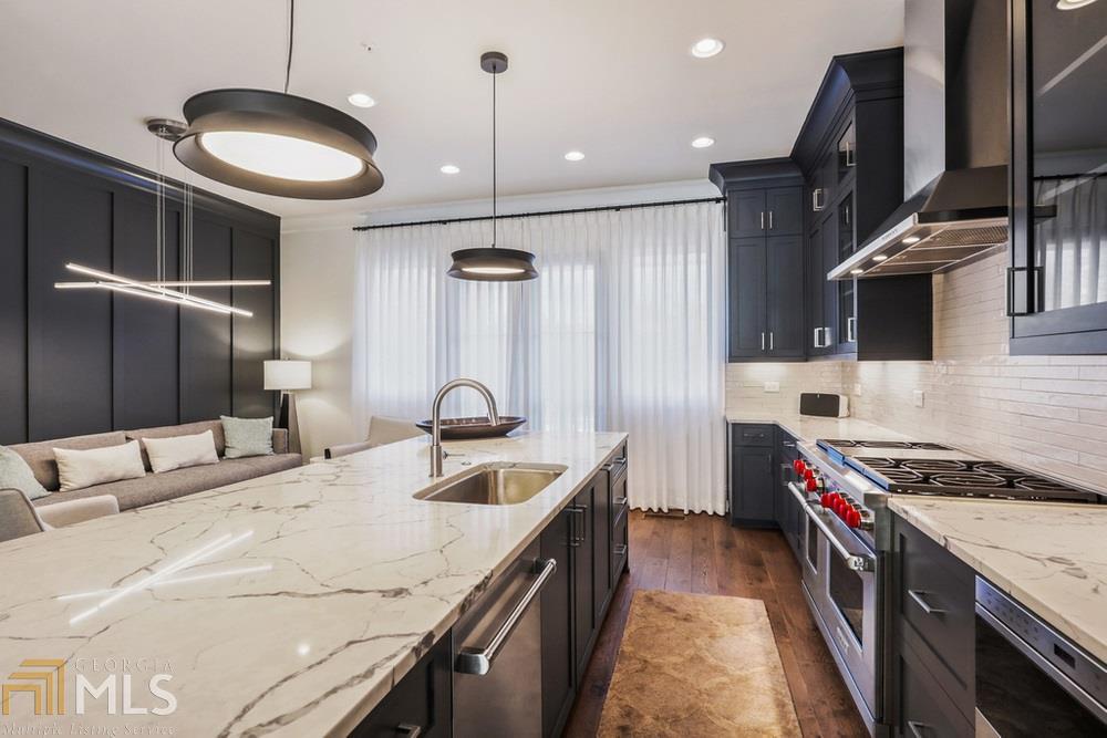 Residences At Sutdioplex - Residential