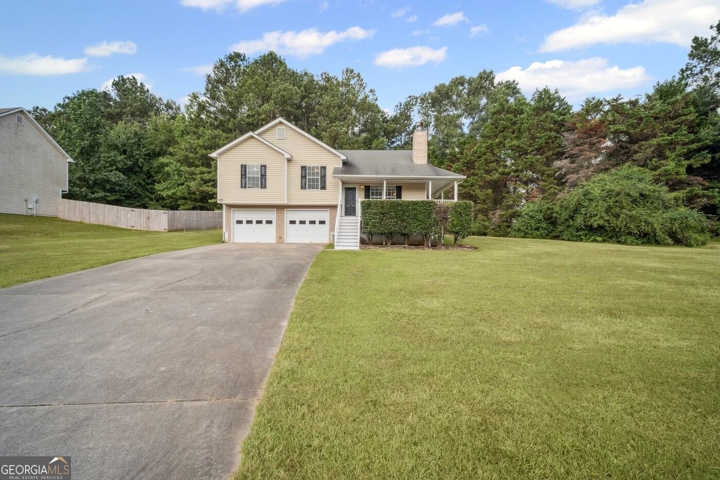 16 Gatepost LN