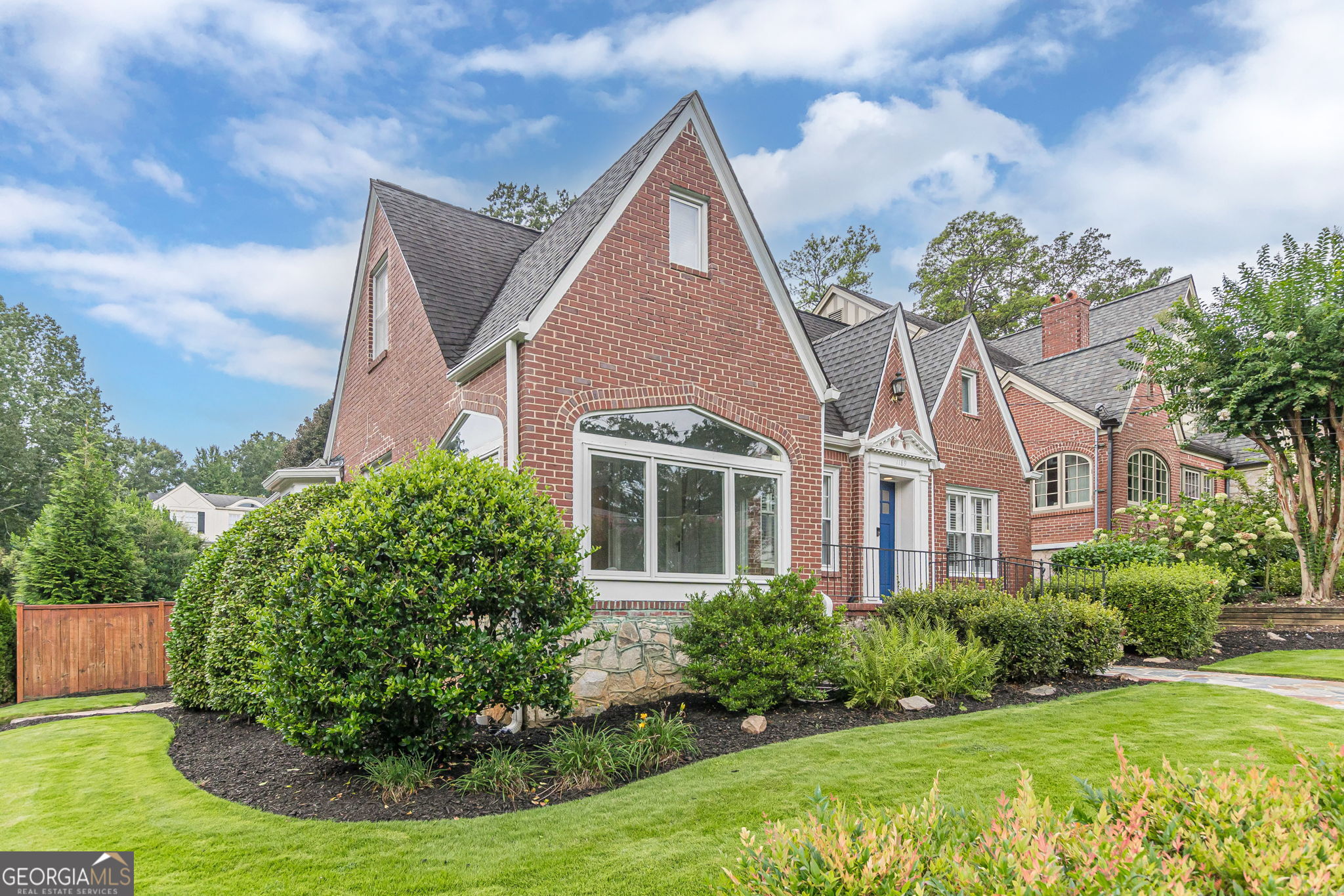 Atlanta, Georgia 30306, United States, 3 Bedrooms Bedrooms, ,4 BathroomsBathrooms,Residential,Active,199268