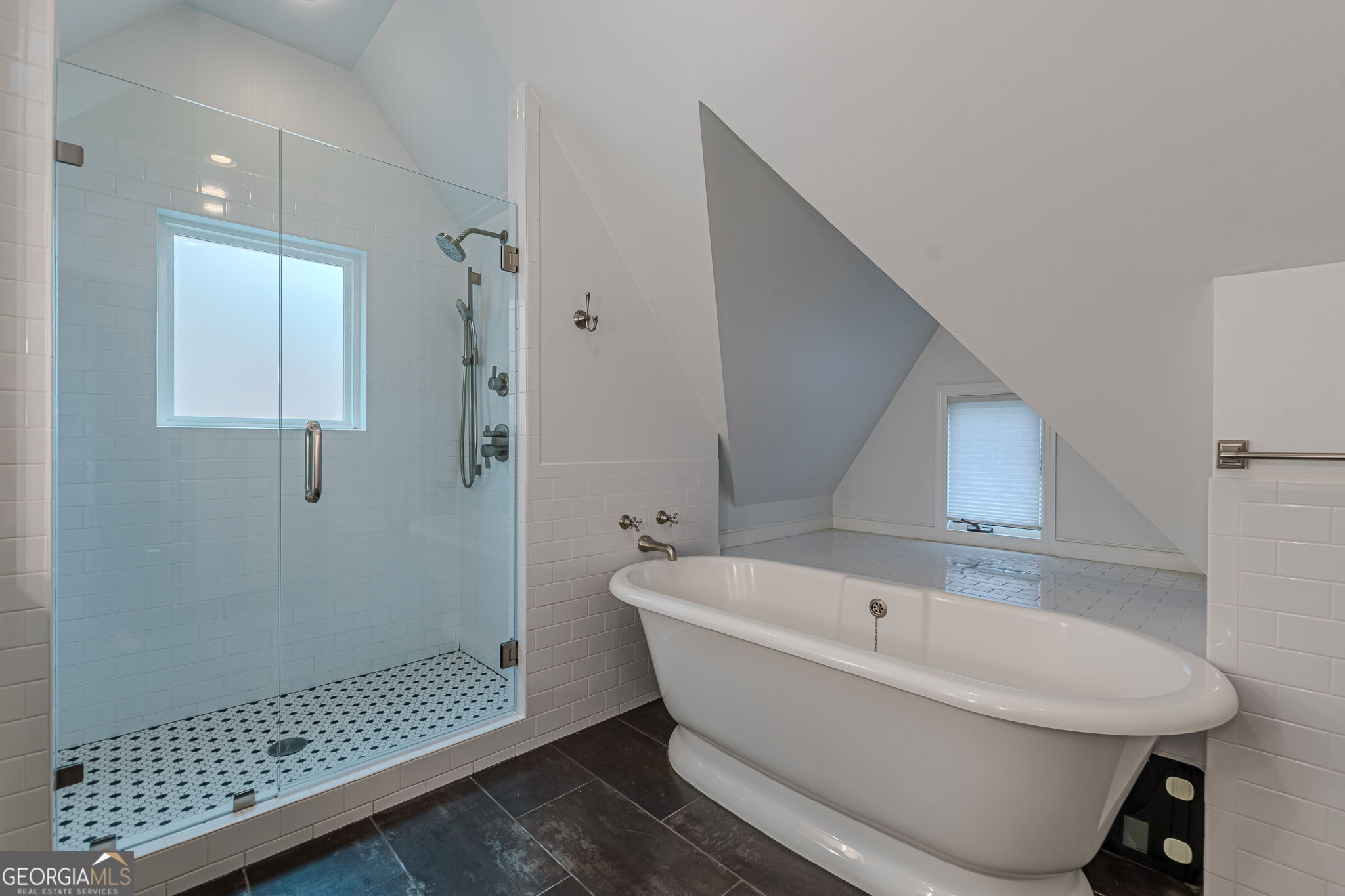 Atlanta, Georgia 30306, United States, 3 Bedrooms Bedrooms, ,4 BathroomsBathrooms,Residential,Active,199268