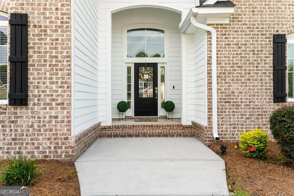 209 Fairmont DR