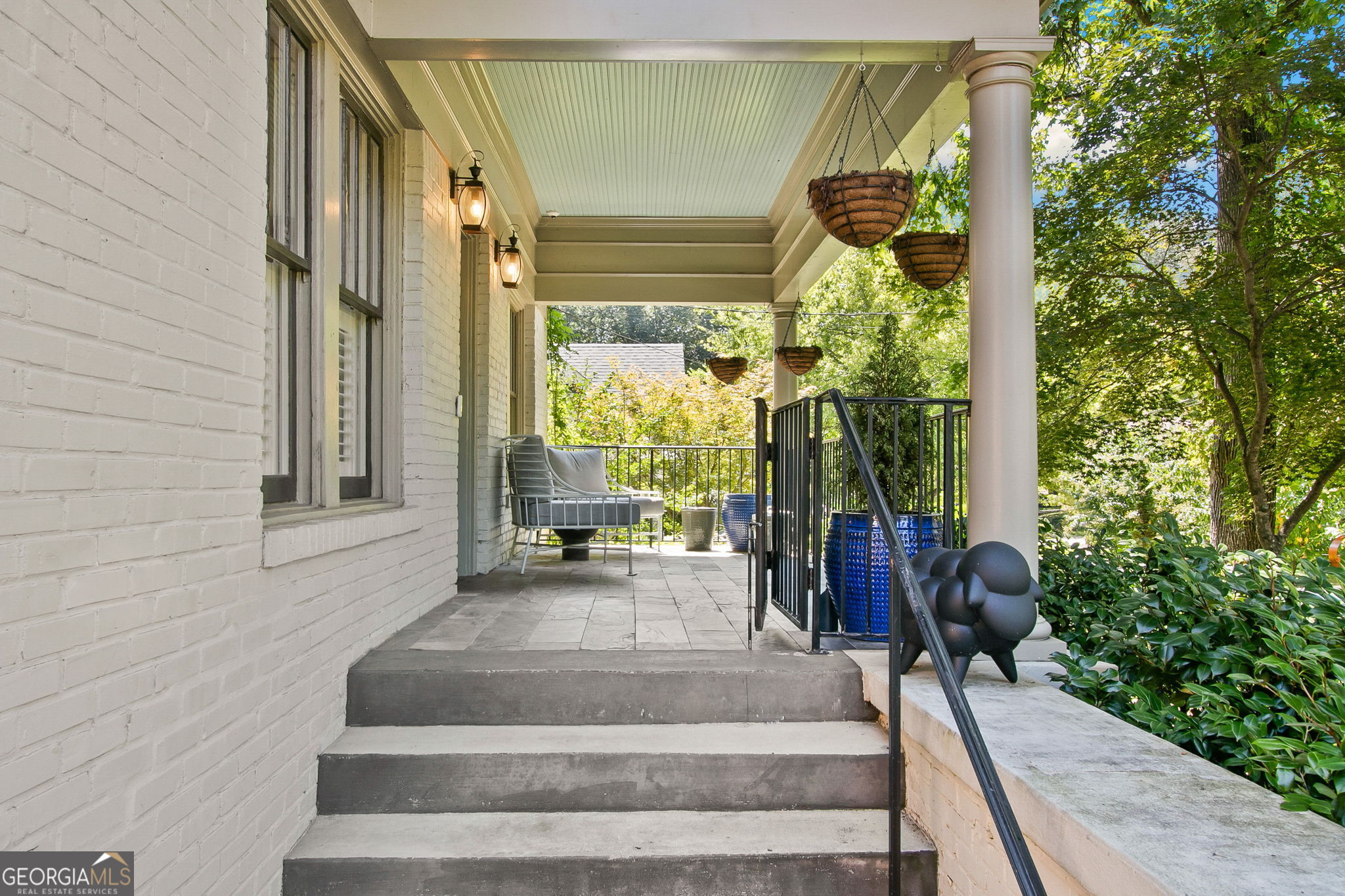 619 Page AVE NE