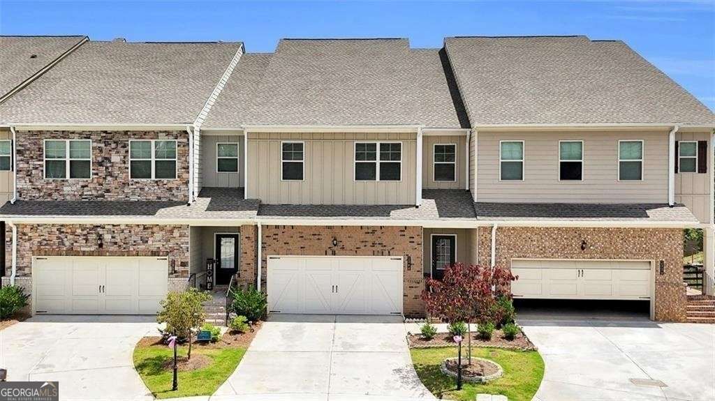 Photo of 2340 Manor Pointe Drive, Cumming, GA 30041 (MLS # 10693198)