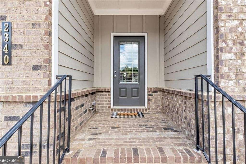 Photo of 2340 Manor Pointe Drive, Cumming, GA 30041 (MLS # 10693198)