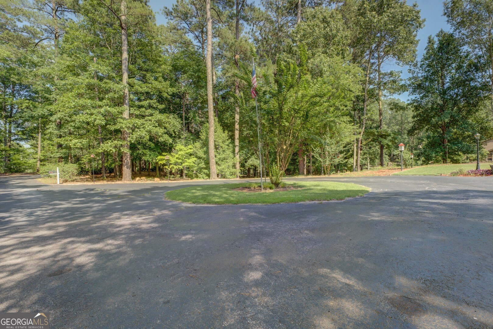 353 Crowell RD N