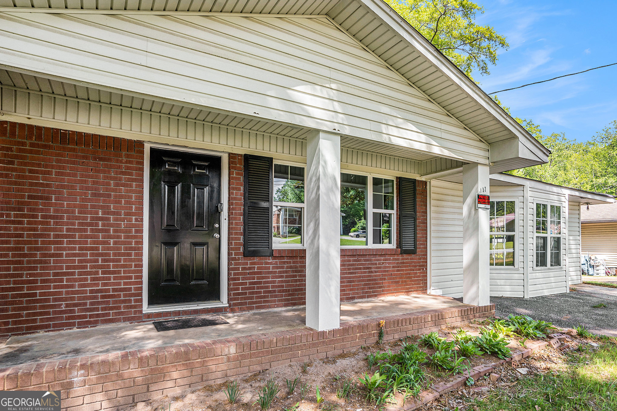 1132 Luther DR SW