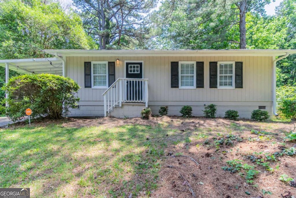 Photo of 881 Mercury Drive NW, Atlanta, GA 30331 (MLS # 10709454)