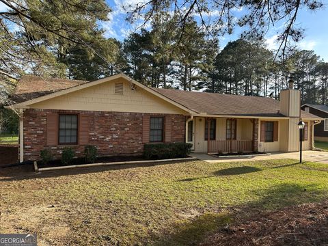 A home in Ellenwood