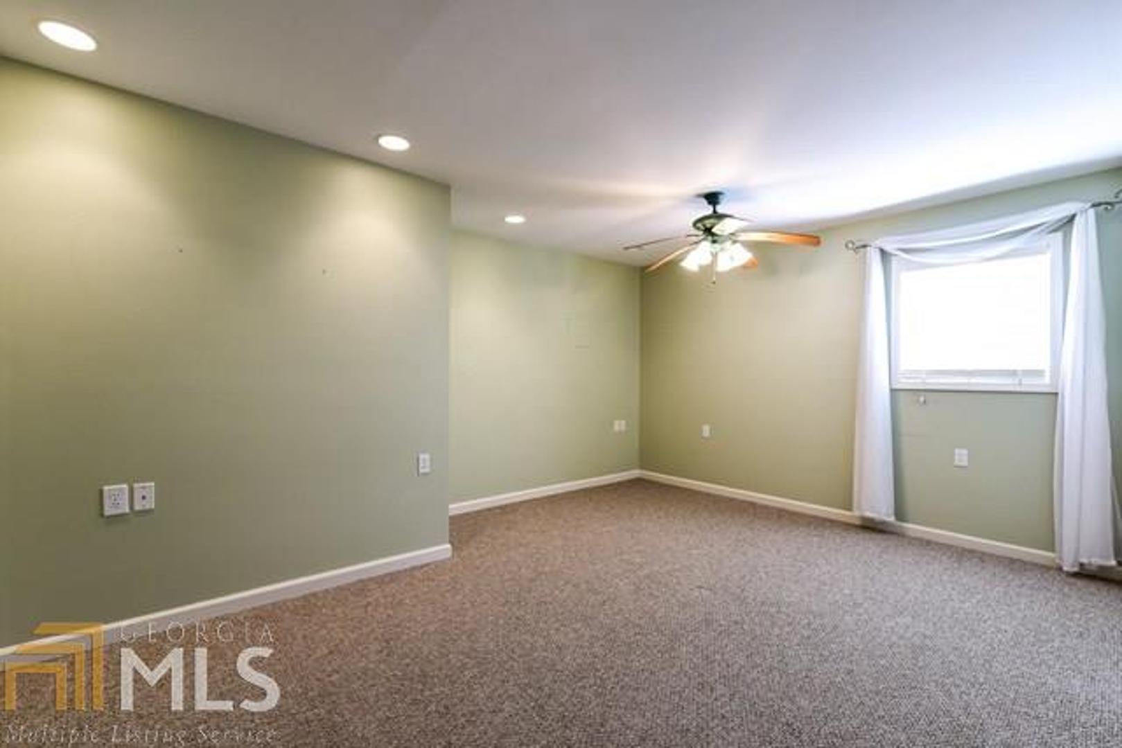 Eagle Ridge - Residential