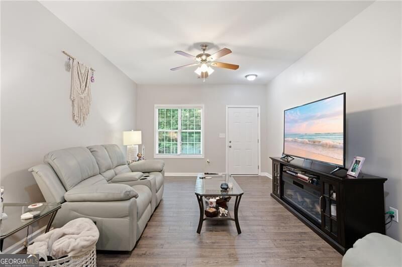 3135 Cedar Glade LN
