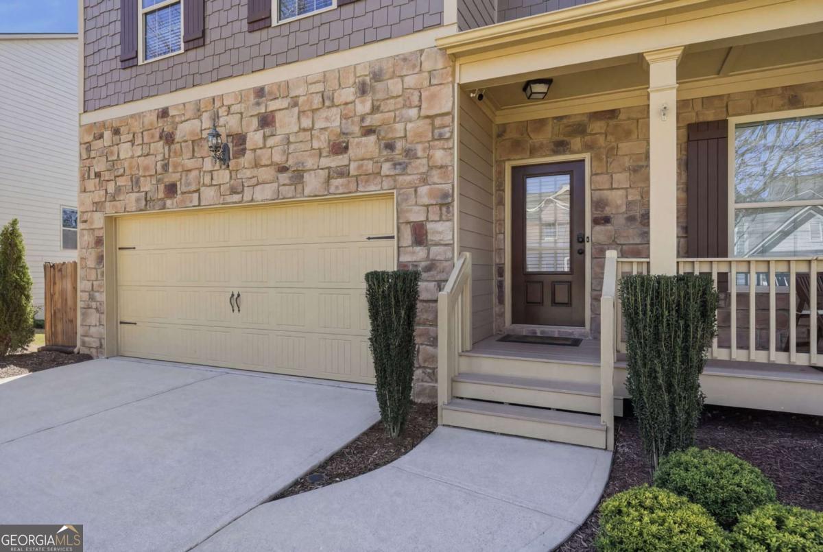 1455 Apple Blossom DR