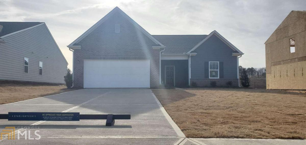 Starlight Homes division of Ashton Woods newest neighborhood Creekside. Europa floor plan single story one floor living. 4br 3ba (in law suite), open floor plan, All stainless steel appliances in kitchen (Refrigerator, Range, Microwave, dishwasher), Full size washer and dryer, Sodded front and back yard, 9ft ceilings, Cement siding and brick exteriorStarlight Homes division of Ashton Woods newest neighborhood Creekside. Conveniently located off highway 78. Swim, Play ground, Walking trail, Open field