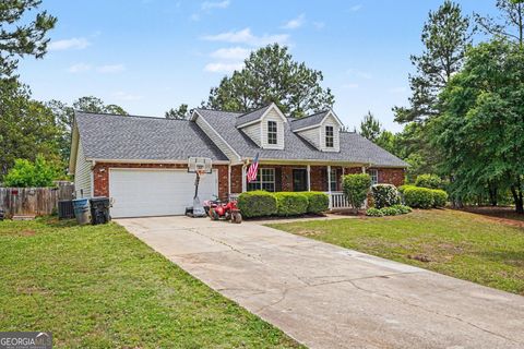Photo of 306 Ponderosa Trail, Jackson, GA 30233 (MLS # 10761329)