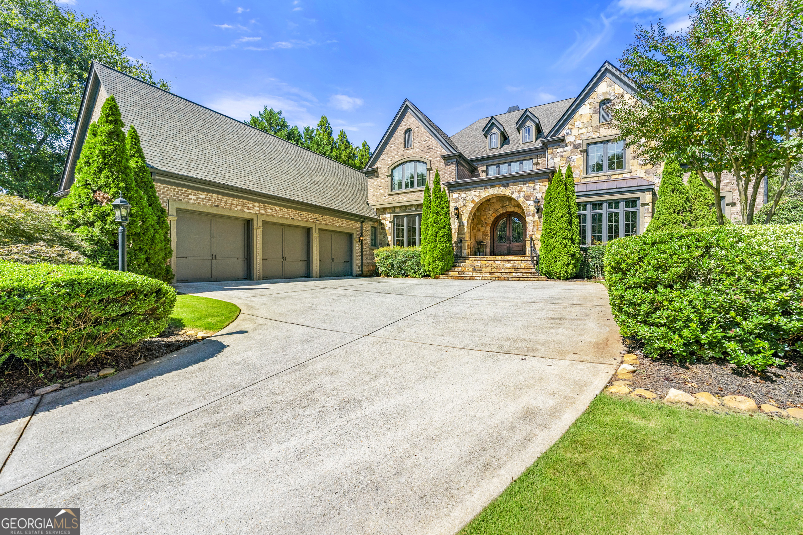 2433 Delbarton PL