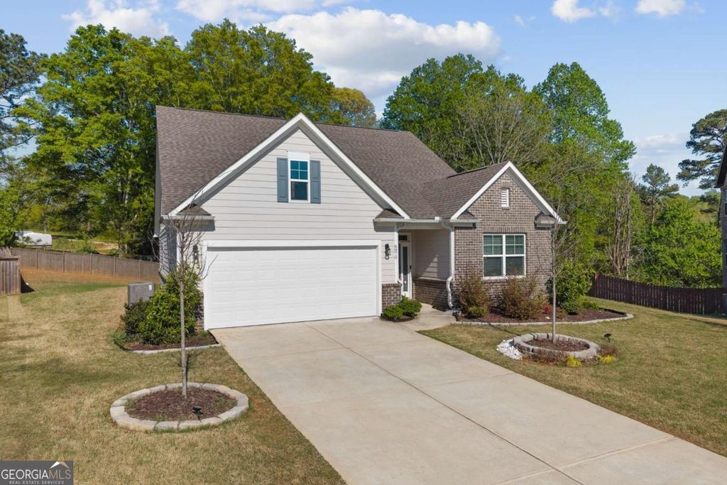Photo of 6870 Kate Lane, Flowery Branch, GA 30542 (MLS # 10728095)