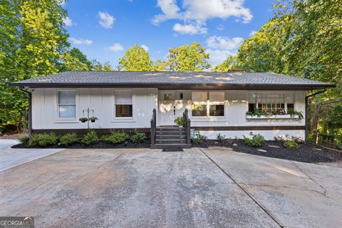 Single Family Residence in Cumming GA 2315 Lakeside Trail.jpg