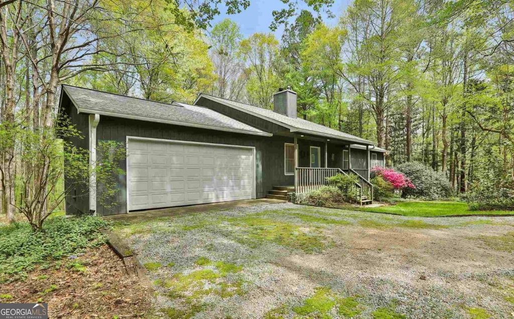 Photo of 385 Vaughn Road, Newnan, GA 30265 (MLS # 10795748)