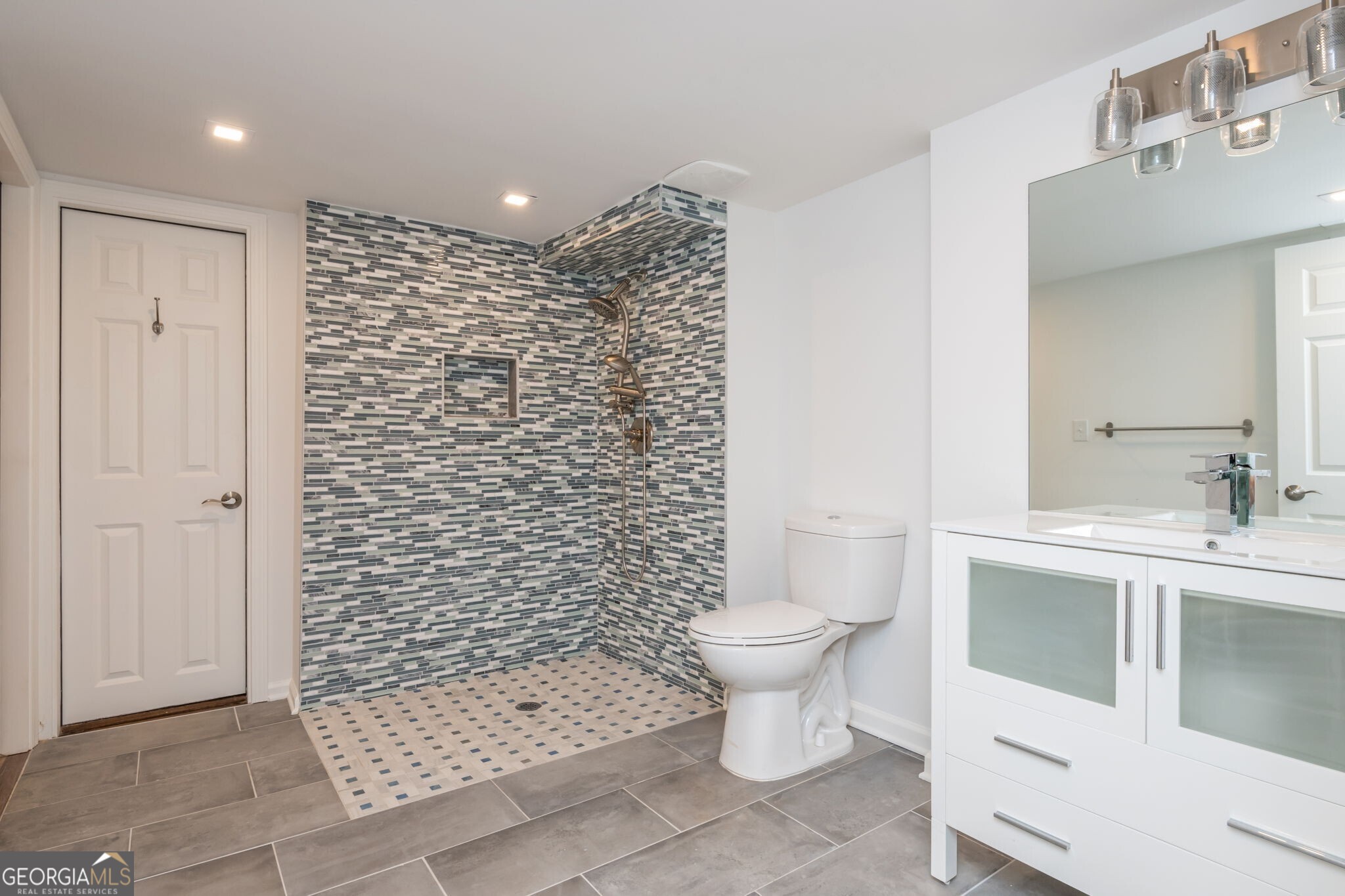 Vistavia Homes - Residential