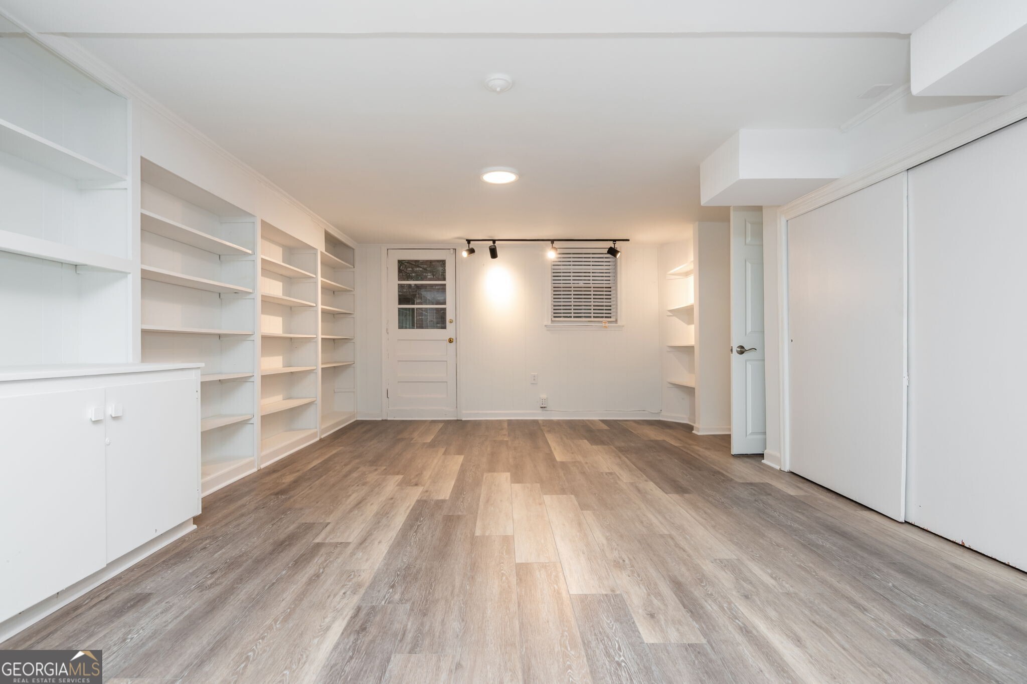 Vistavia Homes - Residential