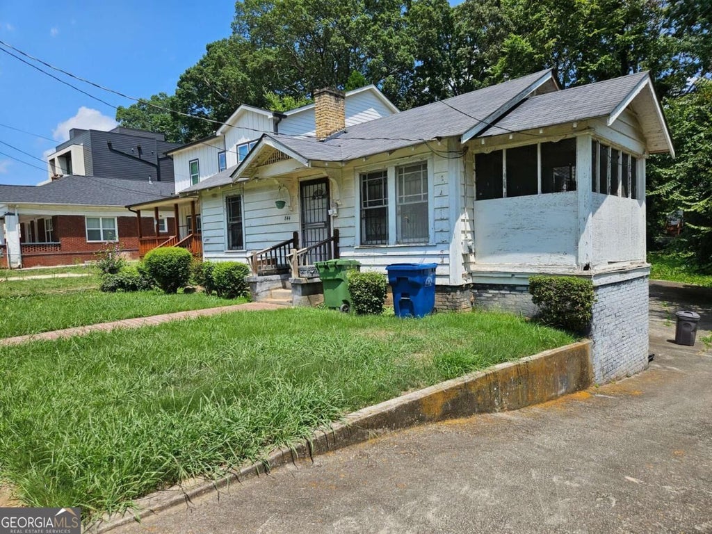 Photo of 844 Westmont Road, Atlanta, GA 30311 (MLS # 10839140)