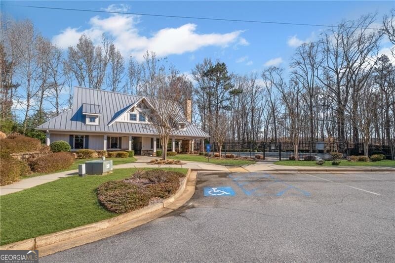 Milton, Georgia 30004, United States, 6 Bedrooms Bedrooms, ,5 BathroomsBathrooms,Residential,Pending,86932