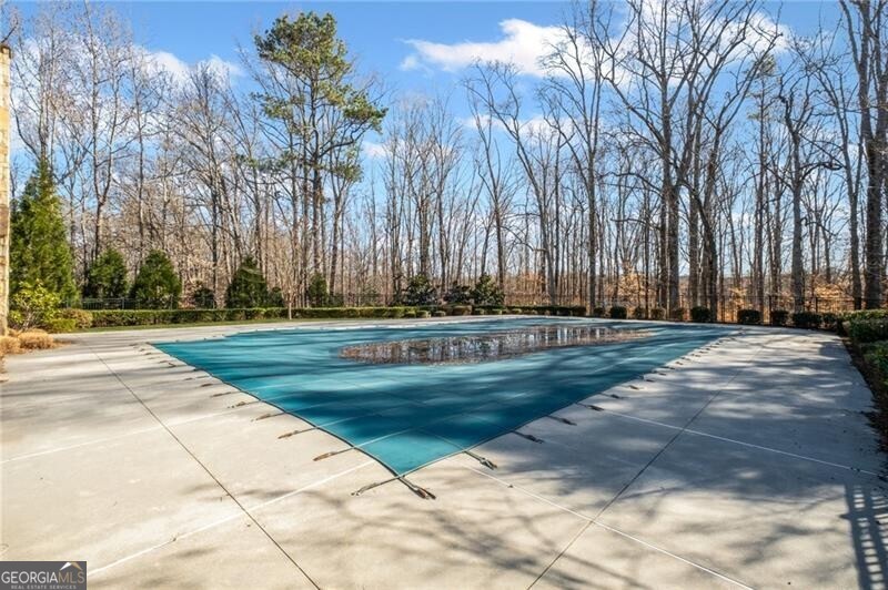 Milton, Georgia 30004, United States, 6 Bedrooms Bedrooms, ,5 BathroomsBathrooms,Residential,Pending,86932