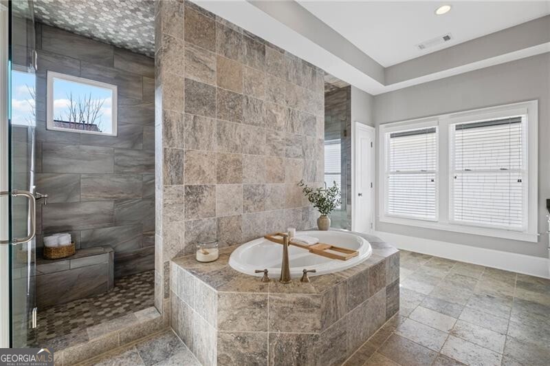 Milton, Georgia 30004, United States, 6 Bedrooms Bedrooms, ,5 BathroomsBathrooms,Residential,Pending,86932