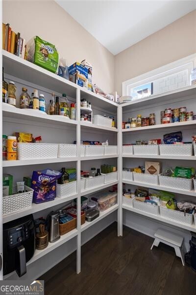 Milton, Georgia 30004, United States, 6 Bedrooms Bedrooms, ,5 BathroomsBathrooms,Residential,Pending,86932