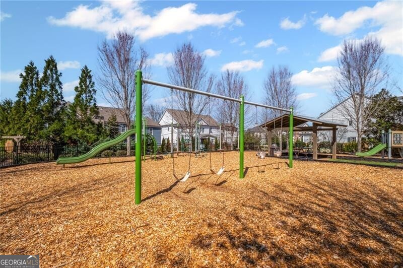 Milton, Georgia 30004, United States, 6 Bedrooms Bedrooms, ,5 BathroomsBathrooms,Residential,Pending,86932