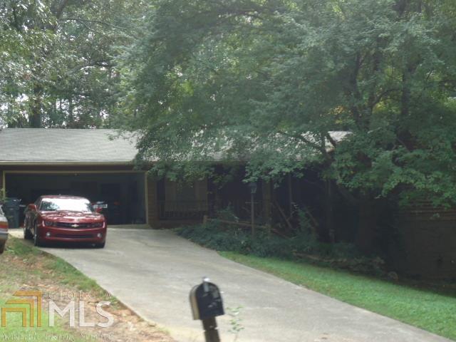 GREAT INVESTMENT OPPORTUNITY, so don't let it pass you by! 10 properties can be bought as a package with MLS #s 7536394, 7536417, 7536407, 7536400, 7536381, 7536372, 7536373