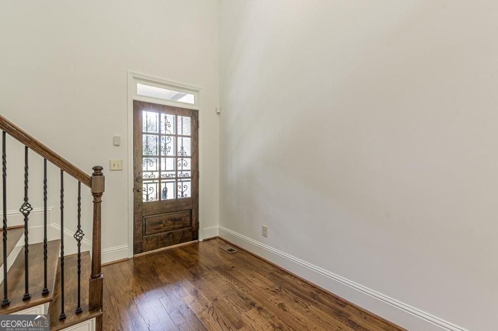 Atlanta, Georgia 30316, United States, 3 Bedrooms Bedrooms, ,4 BathroomsBathrooms,Residential,Active,202293