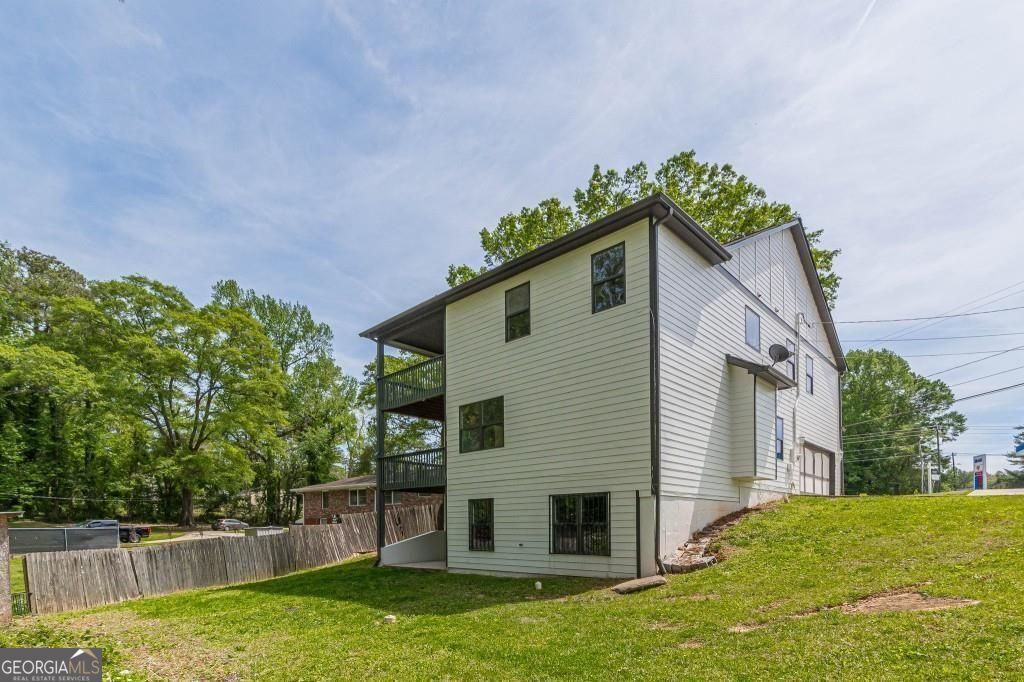 Atlanta, Georgia 30316, United States, 3 Bedrooms Bedrooms, ,4 BathroomsBathrooms,Residential,Active,202293