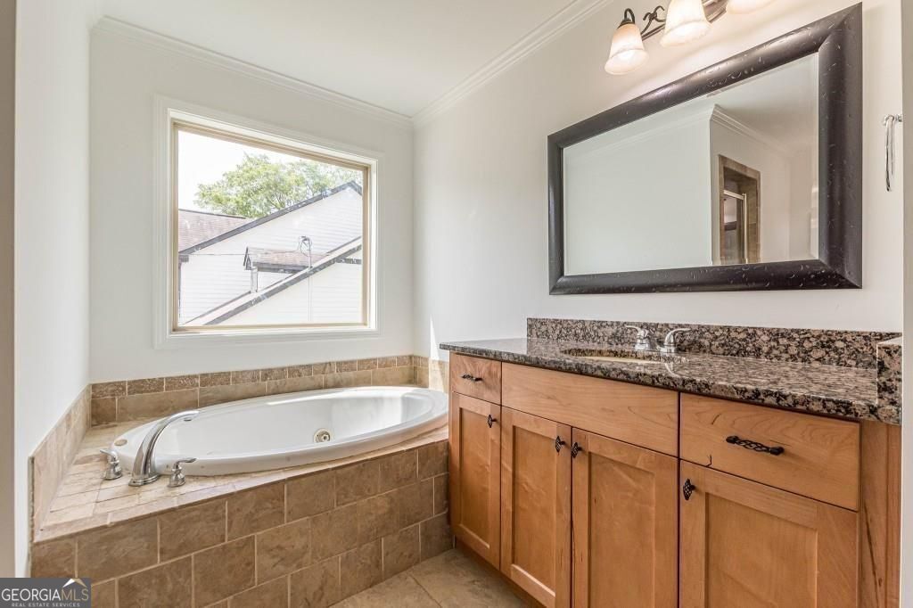 Atlanta, Georgia 30316, United States, 3 Bedrooms Bedrooms, ,4 BathroomsBathrooms,Residential,Active,202293