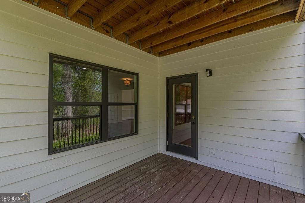 Atlanta, Georgia 30316, United States, 3 Bedrooms Bedrooms, ,4 BathroomsBathrooms,Residential,Active,202293